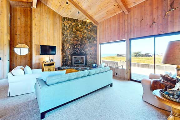 Pelican Landing - Ocean view home with stone fireplace, dog-friendly - Image 1