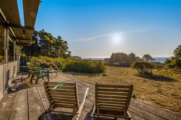 Eurella Estate - Esherick-designed home with private hot tub near Black Point, dogs welcome - Image 1