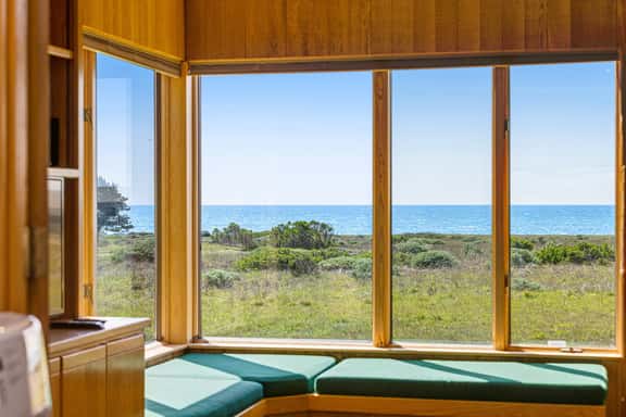 Toto House - Ocean-view Sea Ranch home near the Bluff Trail - Image 1
