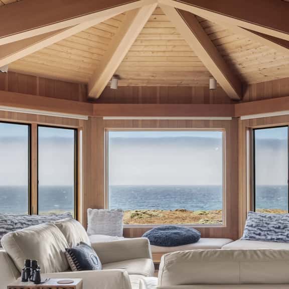 White Waters - Oceanfront seaside home with balcony & sweeping ocean views - Image 1