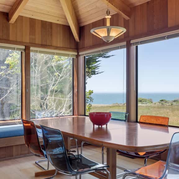 Sunhoma - Bluff-top coastal home with hot tub, ocean views, telescope - Image 1