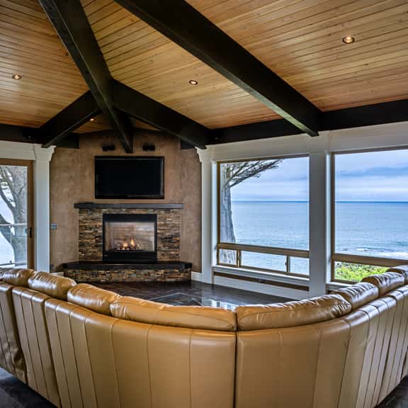 Oceanfront Dream Hideaway - Luxury blufftop home with hot tub, wraparound deck, gourmet kitchen & ocean view - Image 1