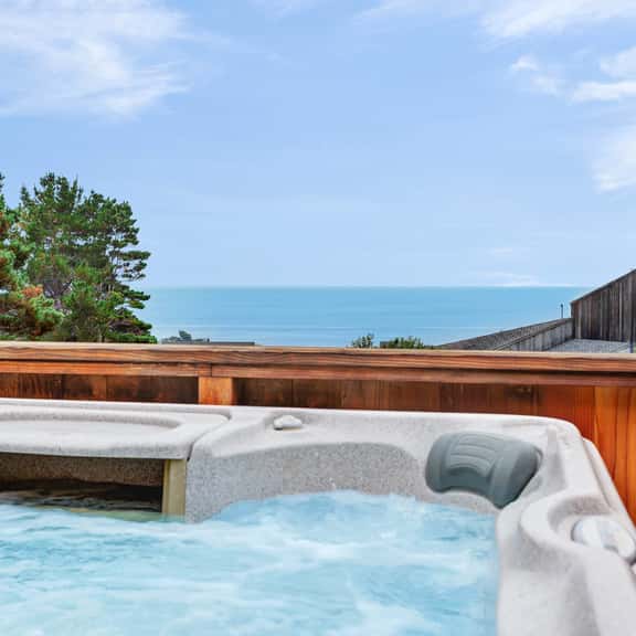 Rainbow's End - Classic Sea Ranch Home With Updated Amenities. Hot Tub. 1 Dog Allowed - Image 1