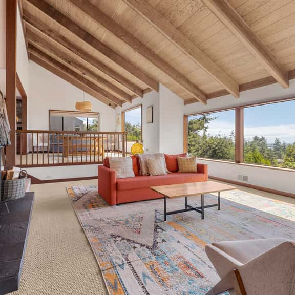 SeaBreeze Serenity - Sea Ranch ocean-view home with chef's kitchen, stone fireplace & private hot tub, dog friendly - Image 1