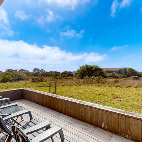 Blue Mermaid - Ocean-view home with hot tub near Walk On Beach, dogs welcome - Image 1