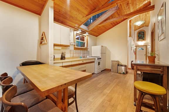 Terra Haven - Monte Rio Redwood Retreat with Riverfront Access - Image 4