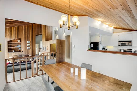 Greencroft Meadows - Sea Ranch meadow home with fireplace & panoramic ocean views - Image 5