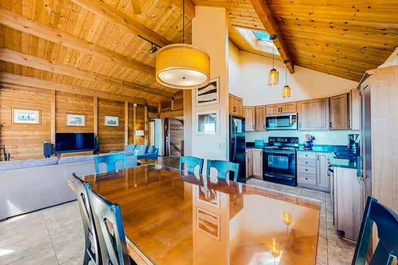 Shell Beach - Sea Ranch home with hot tub & ocean views, dogs welcome - Image 5