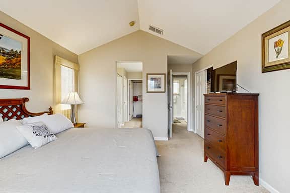 The Grape Escape - Dog-Friendly Santa Rosa Home near Wineries - Image 5