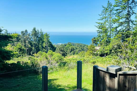 Cypress Cove - Ocean-view home with fireplace & courtyard near Pebble Beach - Image 5