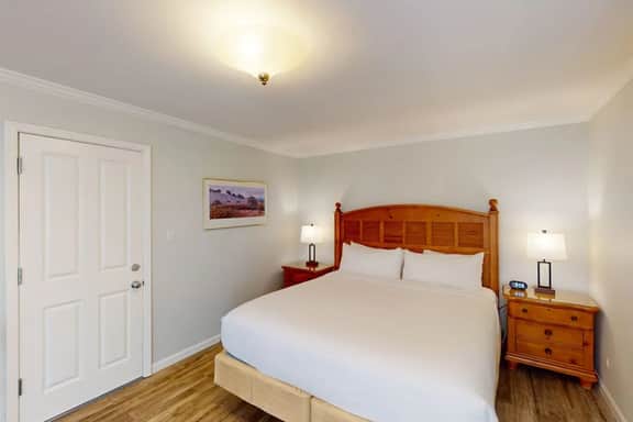 Silverado Resort and Spa - Freshly Updated Studio with Private Fenced Patio - Image 5