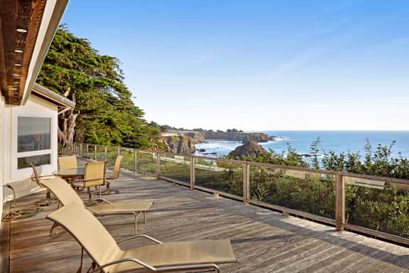 The Cliff House - Oceanfront home with private hot tub and views - Image 5