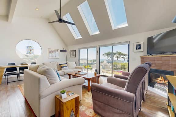 Casa Playa - Bodega Bay Oceanview Home near Golf Course - Image 2