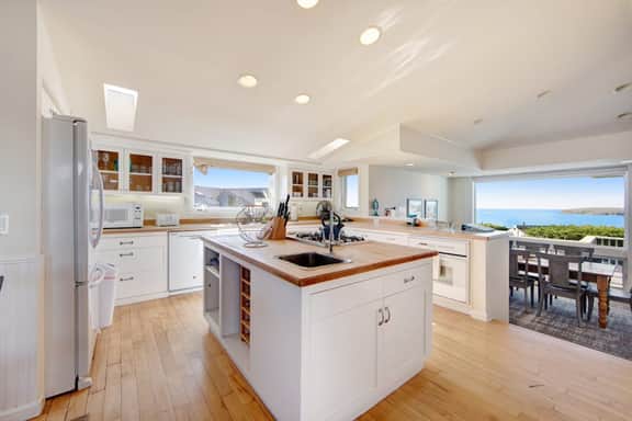 Harbour House - Bodega Harbour Golf Course Oceanview Home with Hot Tub - Image 2