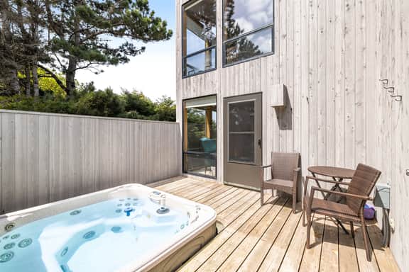 Casa Contenta - Meadow home with private hot tub on the golf course - Image 3