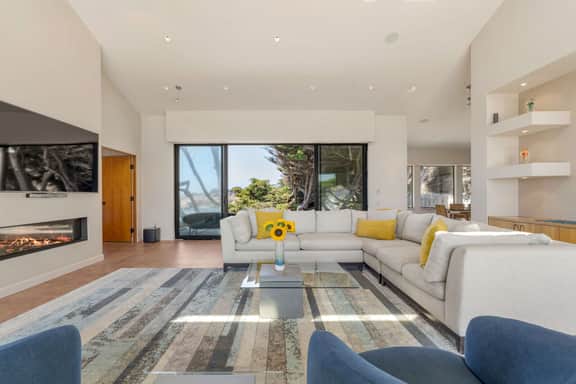 Seaspray - Oceanfront home with fireplace, EV charger & ocean views - Image 2