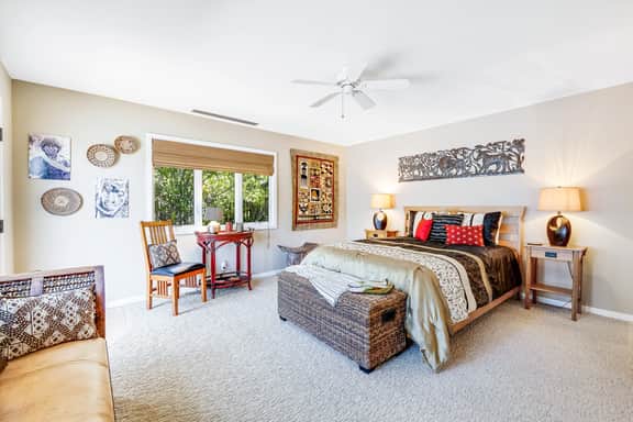 Voyagers Paradise - Ocean View Home with Private Hot Tub, Deck & Fireplace - Walk to Cooks Beach - Image 5