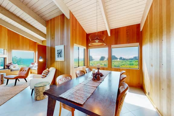 Just Bluffing - Oceanfront home near Shell Beach & Bluff Trail with deck & ocean views - Image 4
