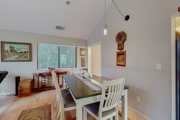 Casa Crotti - Sebastopol Forest Retreat with Creek Trail - Image 4