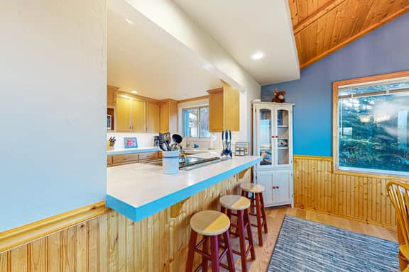 Eternal Equinox - Ocean view home with fireplace, deck, private hot tub & grill - Image 5