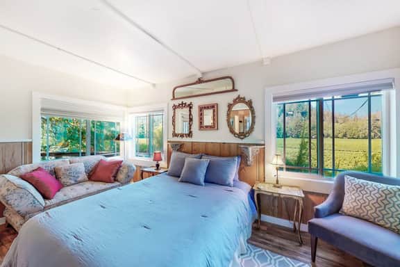 Vineyard Cottage - Guerneville Dog-Friendly Redwood Retreat with Wood Stove - Image 5