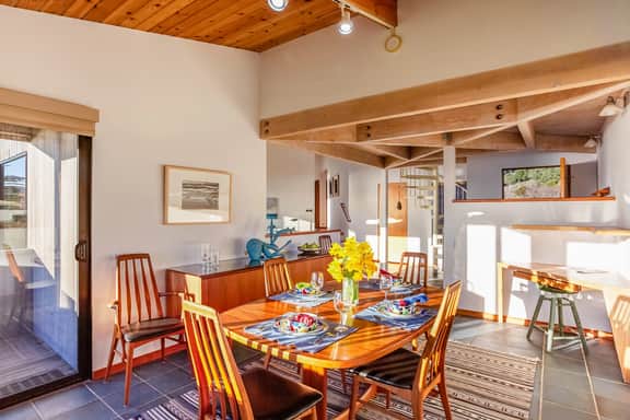 Casa Pelo Mar - Oceanfront retreat with private hot tub steps from Pebble Beach - Image 5