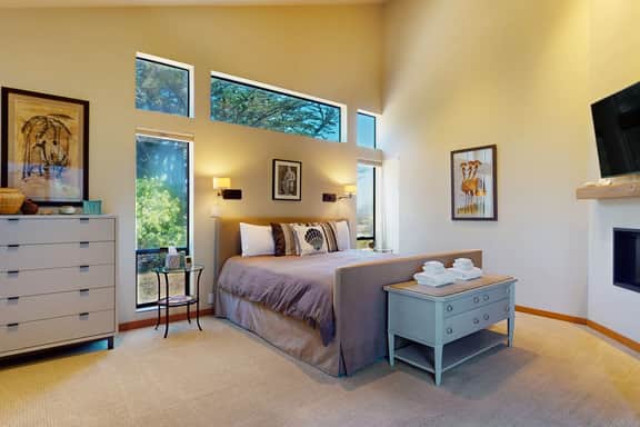Modern Sea 2 Links - Modern, Ocean View Home on the Golf Course with Private Hot Tub & 2 Fireplaces - Image 5