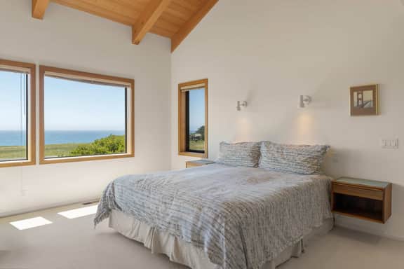 Nowell House - Stunning Oceanfront Sea Ranch home in West Meadow, private hot tub & 3-ensuite bedrooms - Image 5