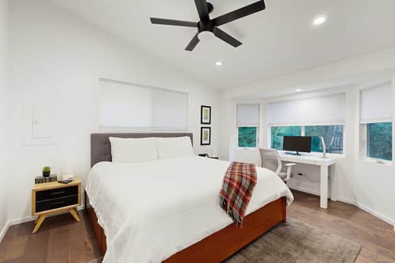 Rio Lindo River Retreat - Riverfront Healdsburg Home, Private Dock - Image 5