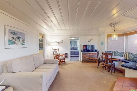 Seaside Cottage - Bodega Bay Bright Beach Cottage with Ocean Views & Fireplace - Image 3