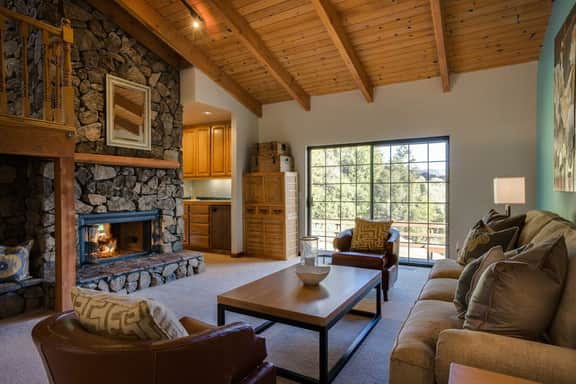 Leslie Creek House - Santa Rosa Wine Country Pool & Hot Tub Retreat - Image 2