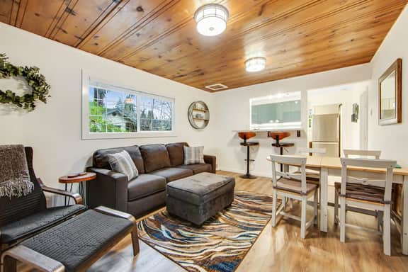Wanderlust Cottage - Guerneville Dog-Friendly Redwood Cottage with Hot Tub - Image 5