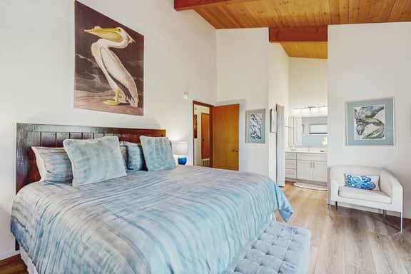 Sea Raven - Updated coastal home with ocean views, gas grill, private deck-surrounded by redwoods - Image 5