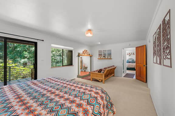 Moonrise Forest Retreat - Gualala Redwoods Home with Game Room Soaking Tub and ADU - Image 5