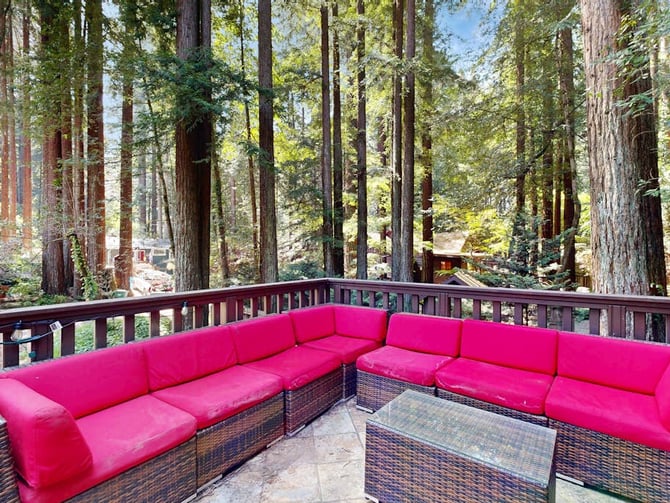 Redwood deck in Monte Rio
